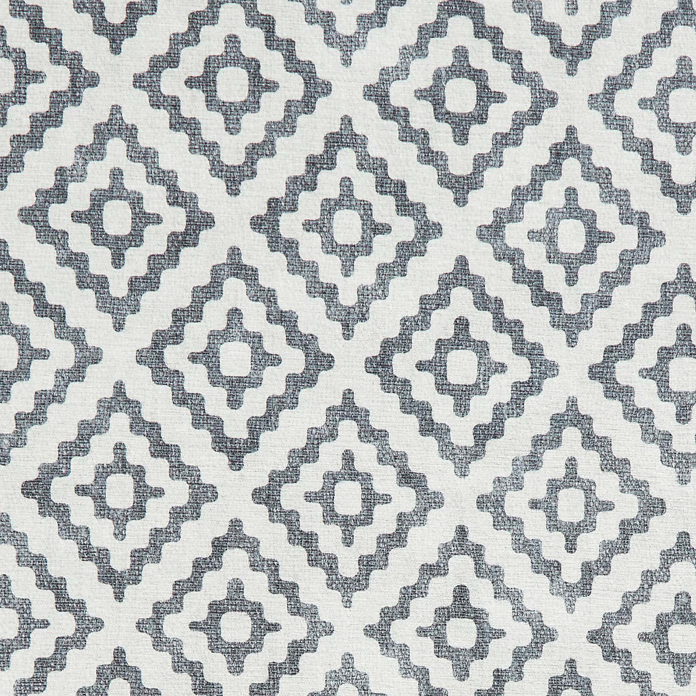 Coral Diamond Runner