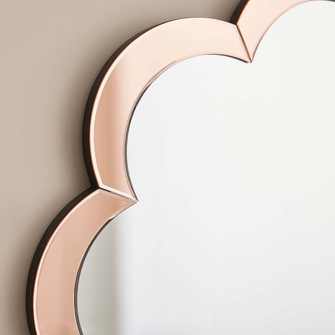 Martha Flower Shaped Wall Mirror