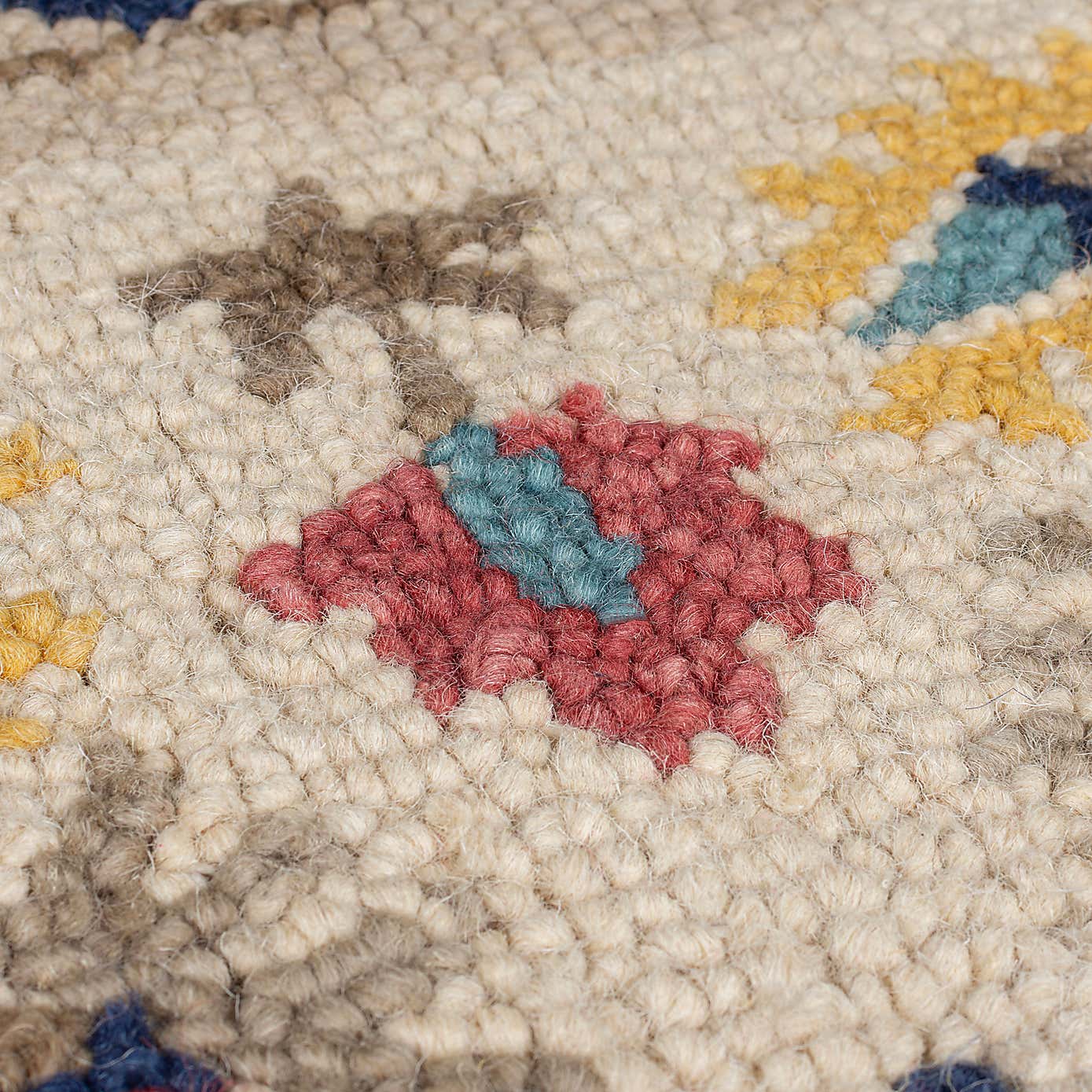 Hani Floral Wool Rug