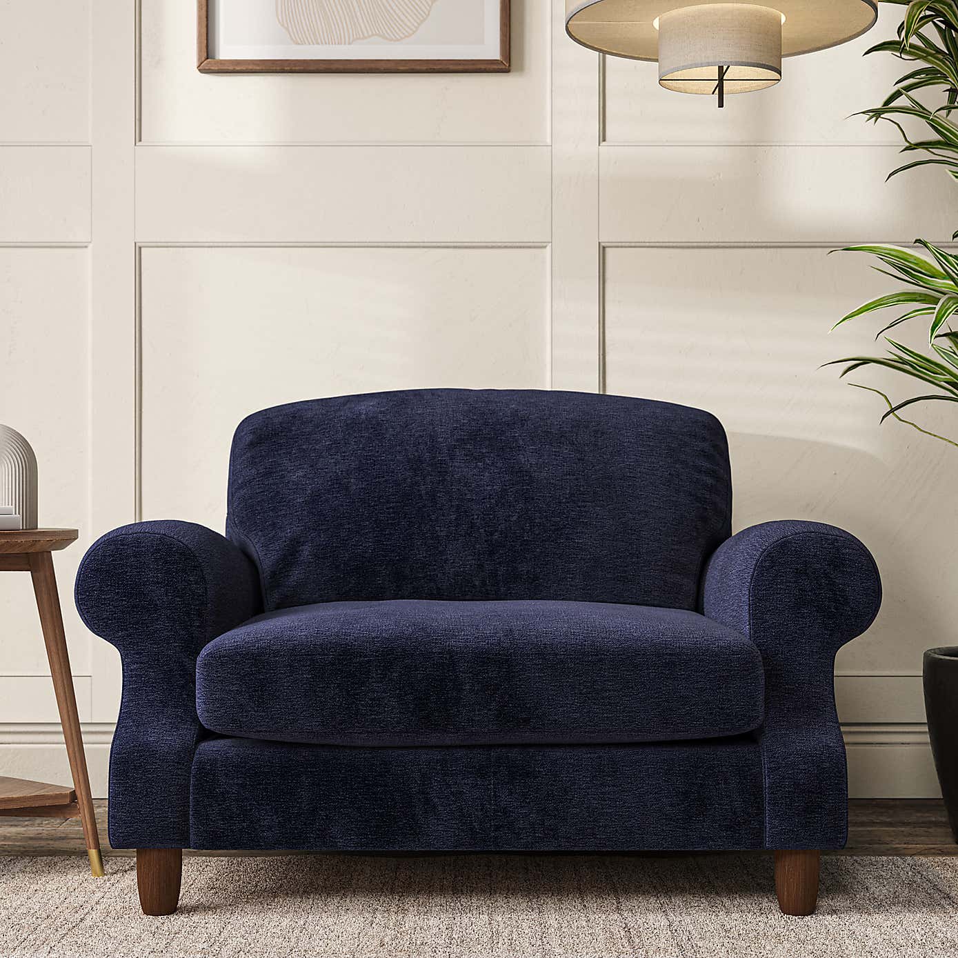 Ashford Snuggle Chair