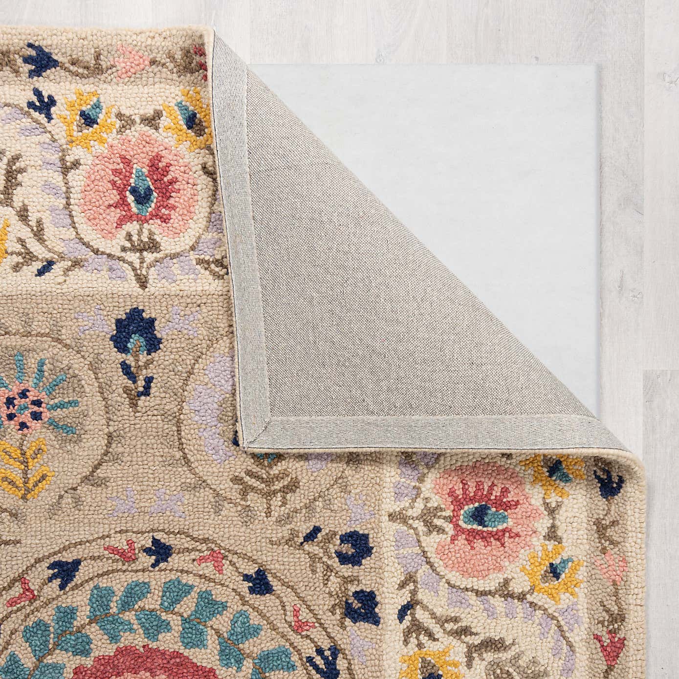 Hani Floral Wool Rug