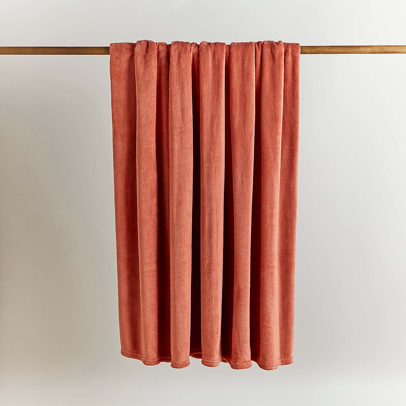 Soft Fleece Recycled Throw, 130x170cm