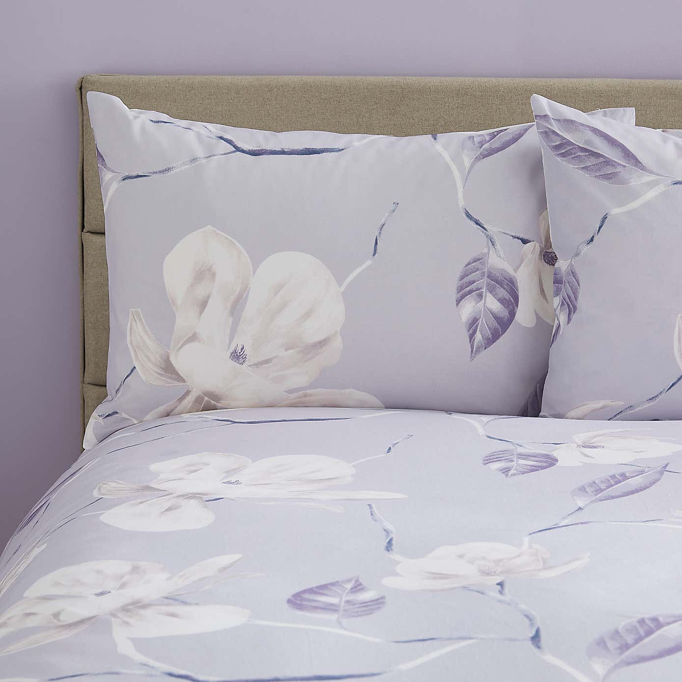 Lois Floral 144 Thread Count Reversible Duvet Cover & Pillowcase Set