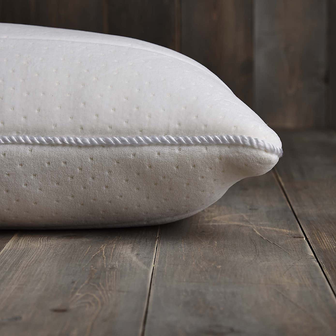 Fogarty Luxury Extra Deep & Firm Memory Foam Side Sleeper Pillow
