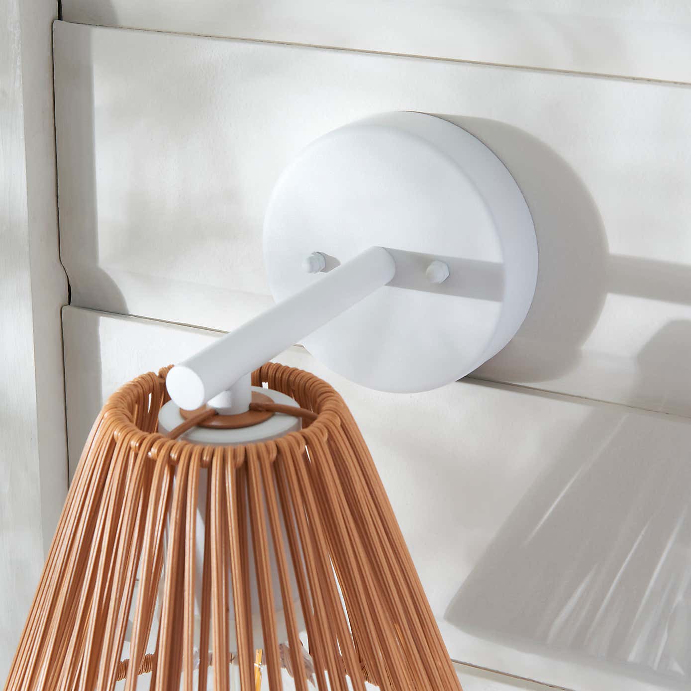 Kenia Rattan Outdoor Wall Light