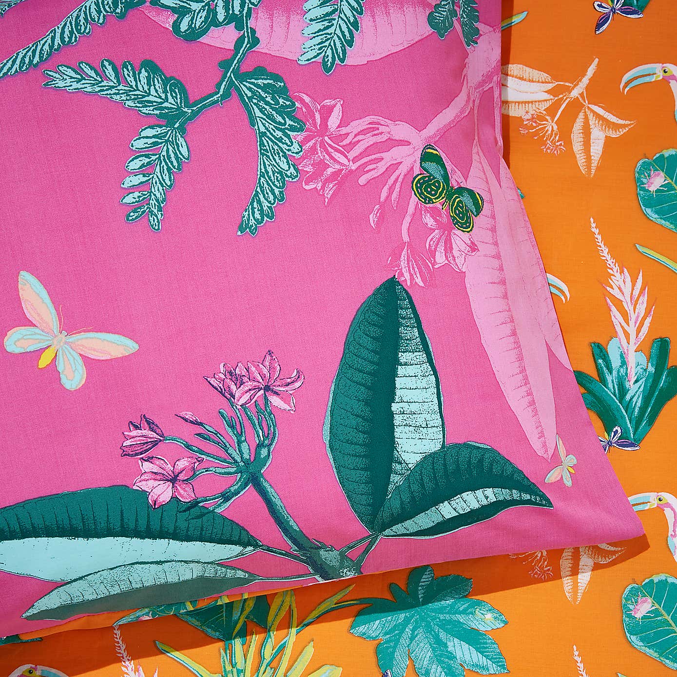 Explore the Tropics Duvet Cover & Pillowcase Set