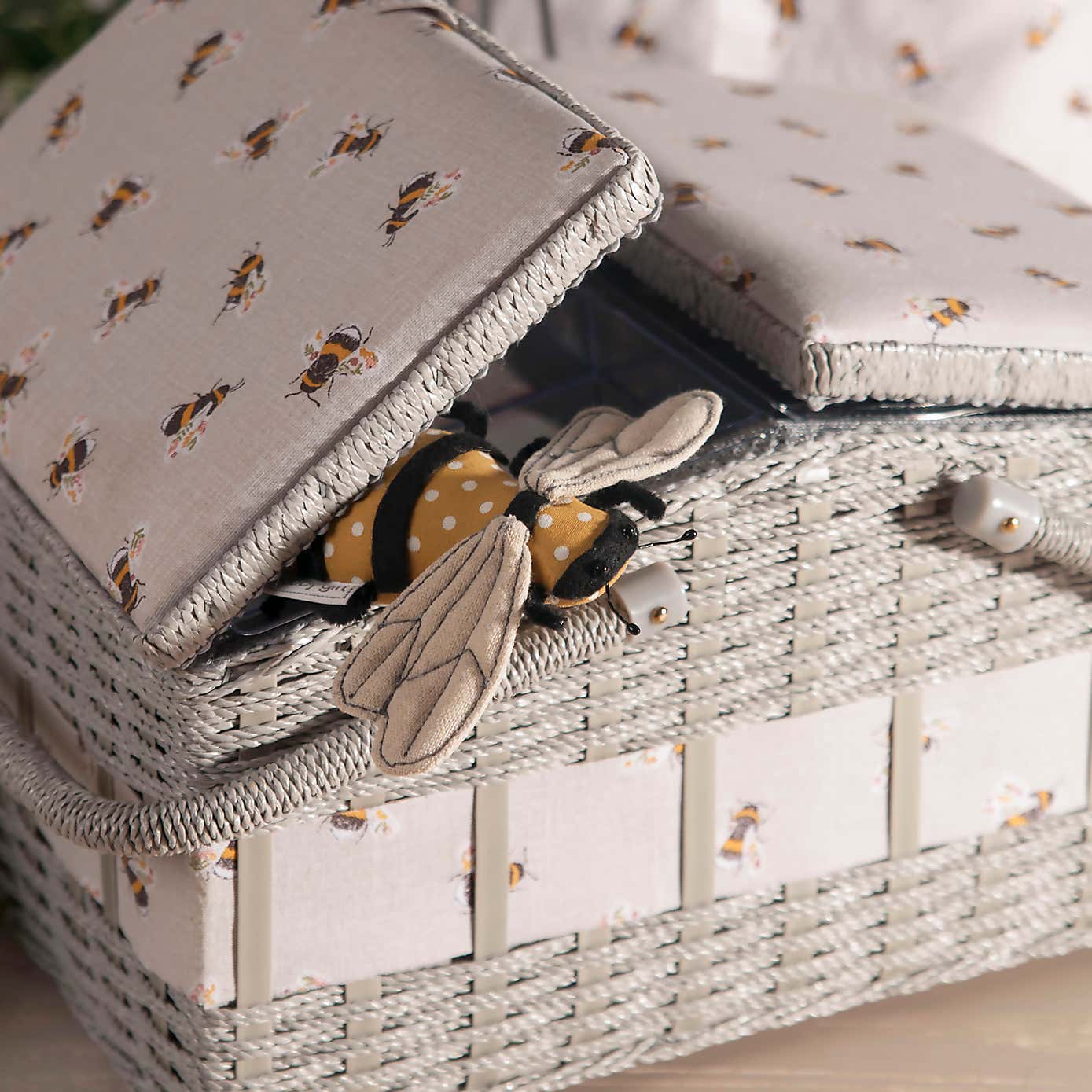 Hobby Gift Bee Wicker TwinLid Sewing Basket
