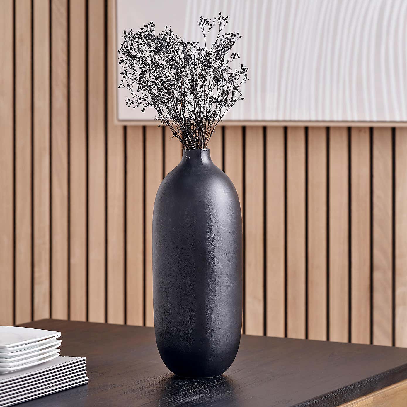 Black Metal Bullet Vase