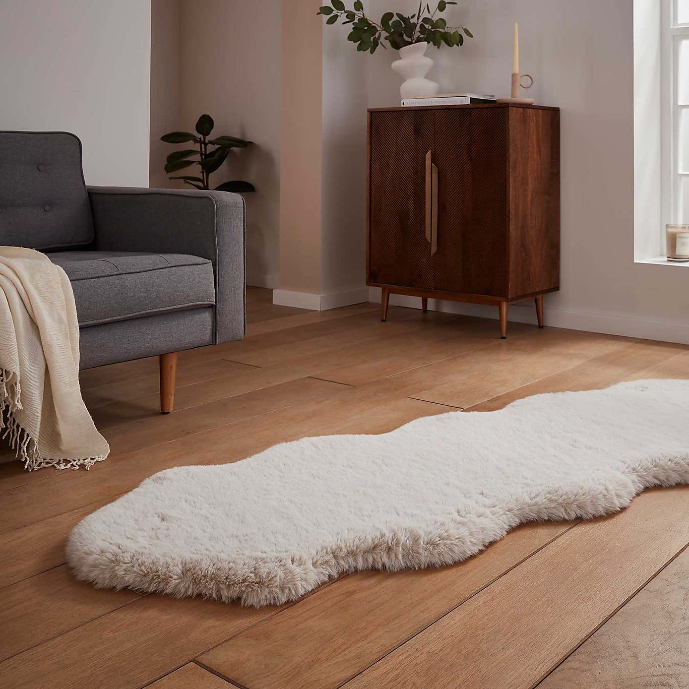 Super Teddy Sheepskin Rug