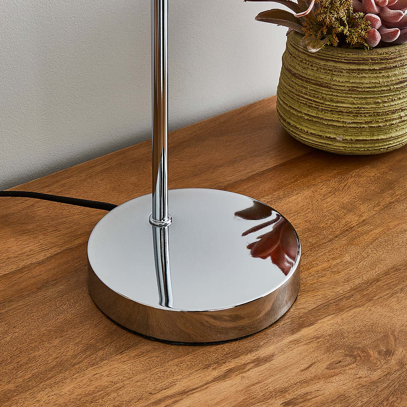 Palazzo Table Lamp Clear