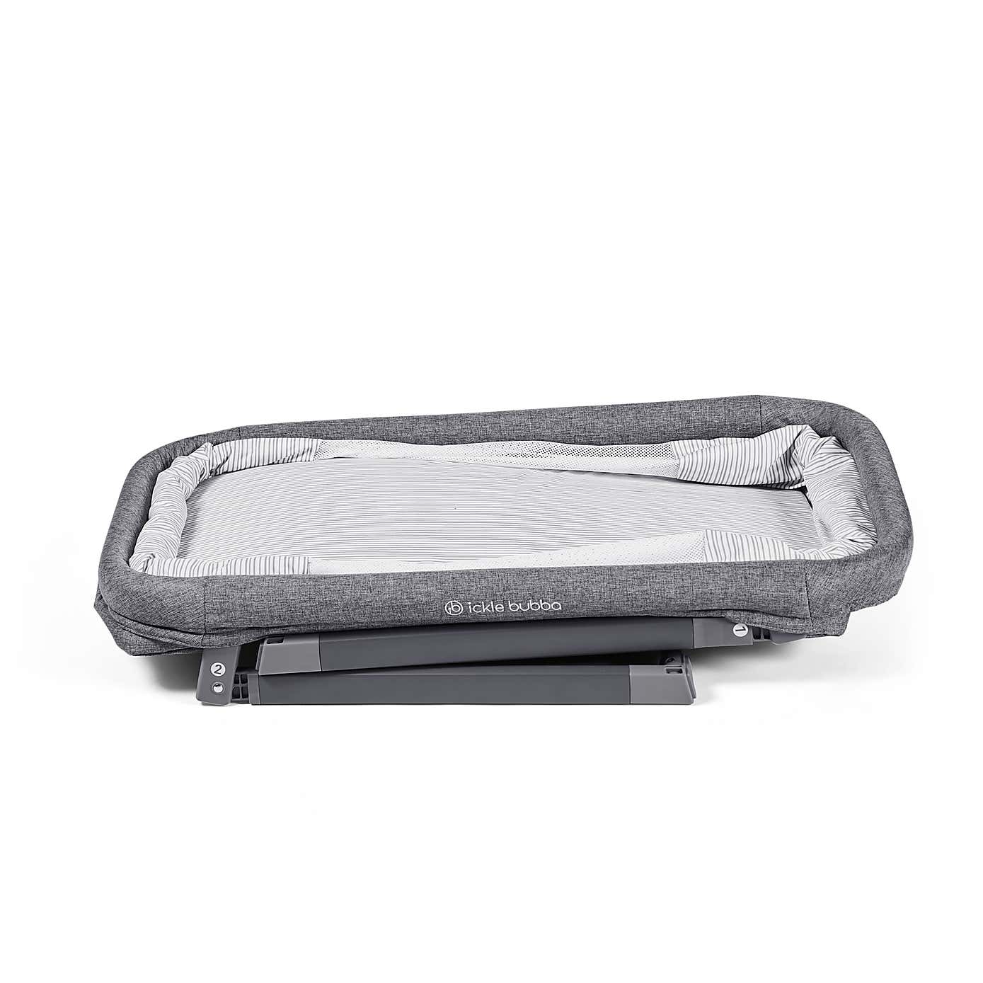 Ickle Bubba Mini Rocker Crib