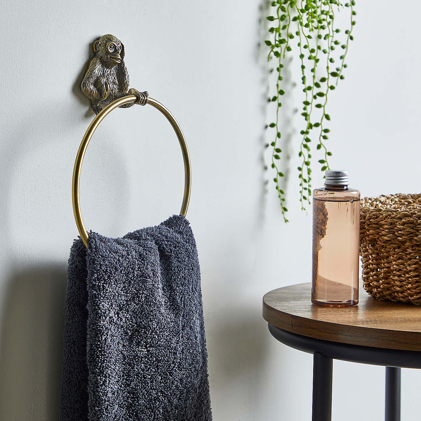 Monkey Towel Ring