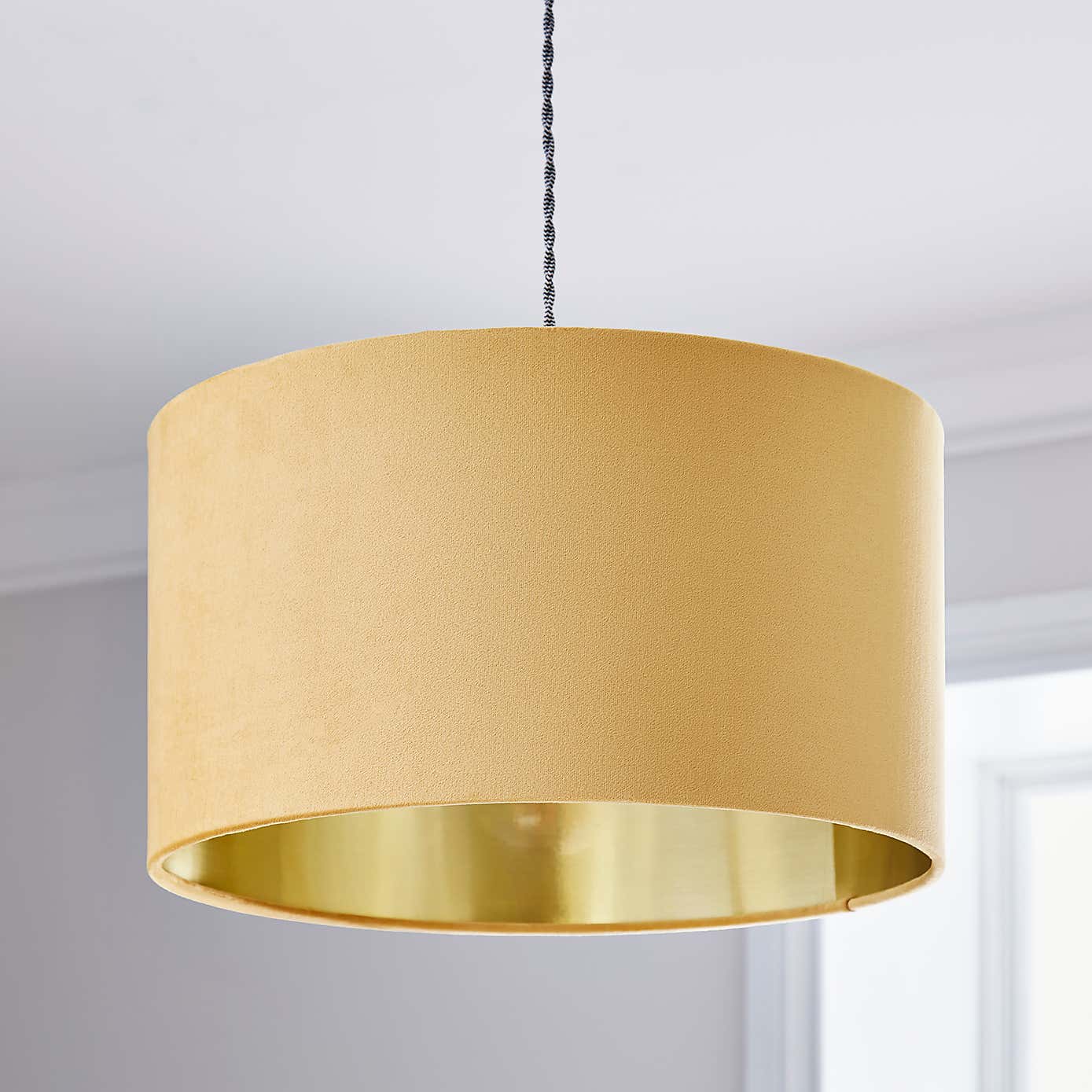 Nesa Velvet Drum Lamp Shade