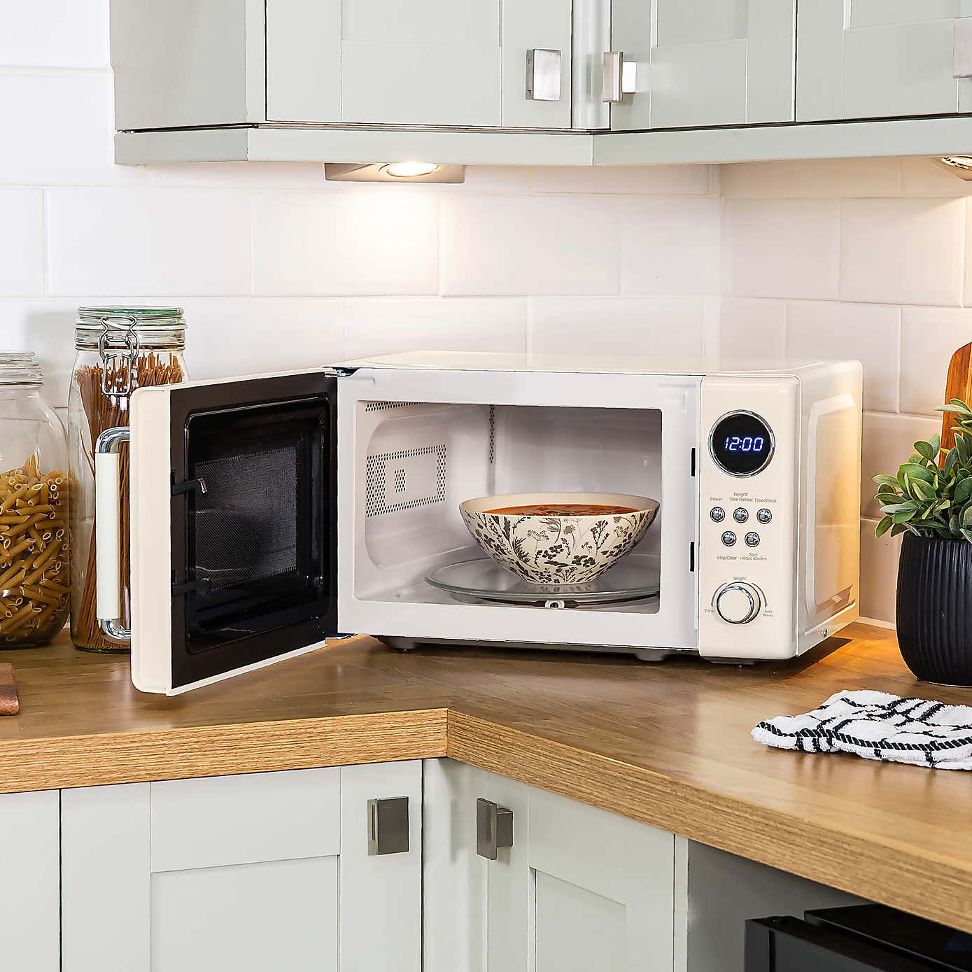 Russell Hobbs Retro Solo 20L Digital Microwave