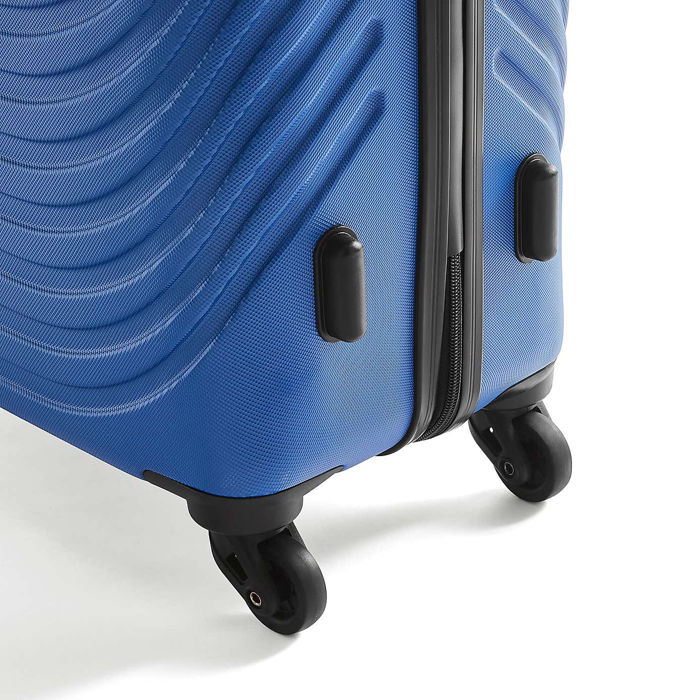 Elements Hard Shell Suitcase