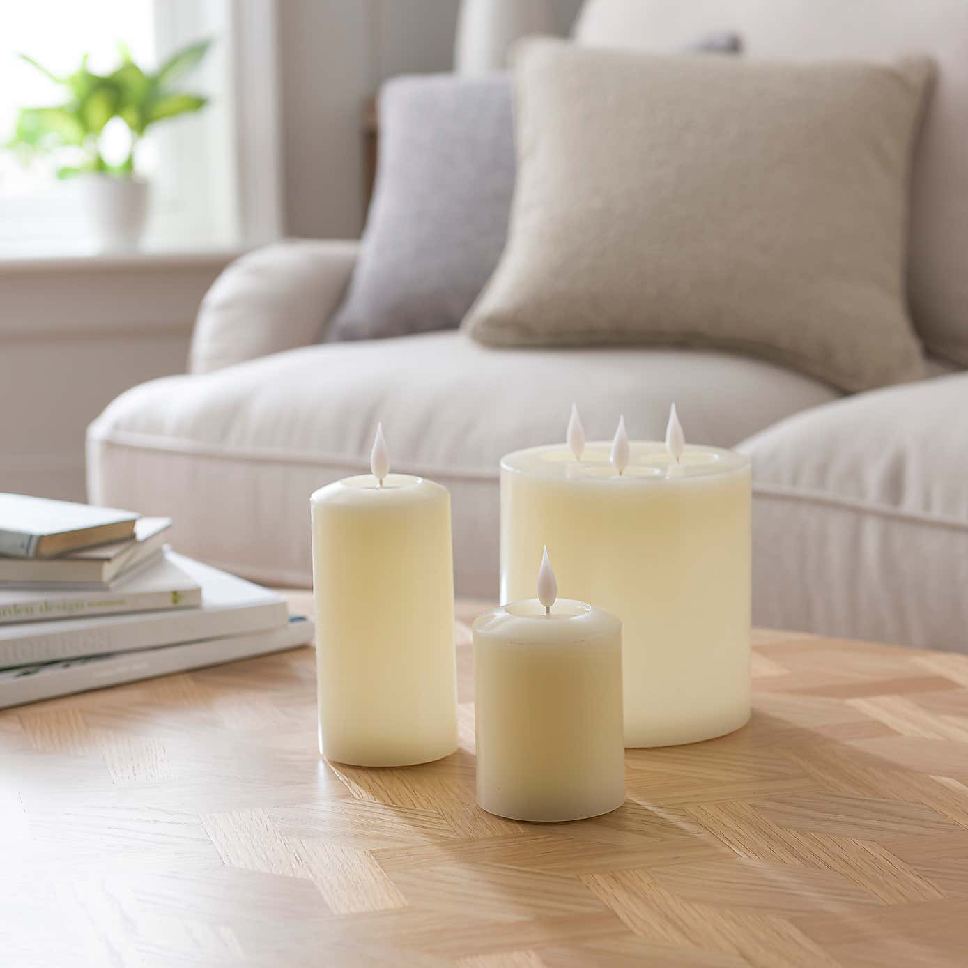 LED Wax Pool Pillar Candle