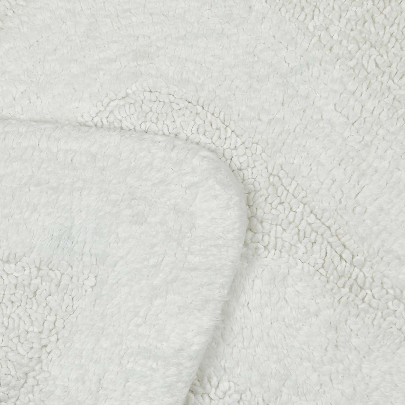 Super Soft Reversible L-Shaped Bath Mat