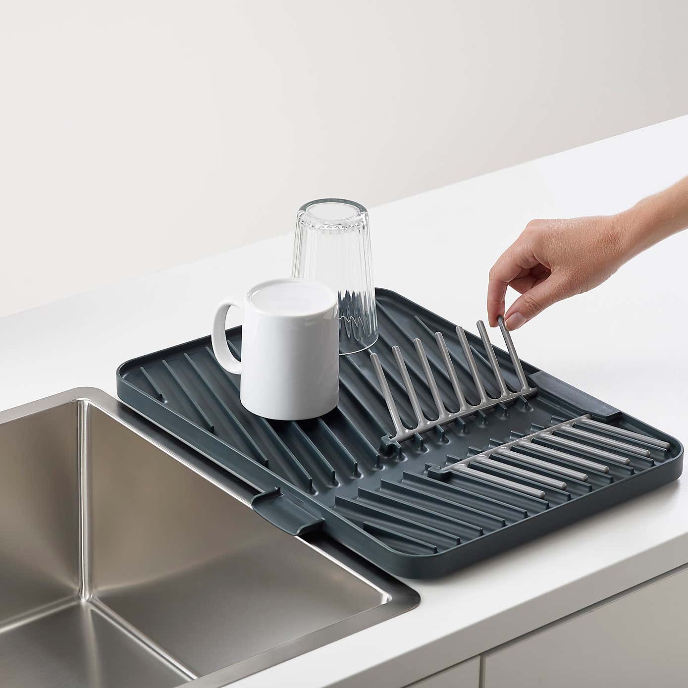 Joseph Joseph Flip-Up Draining Board