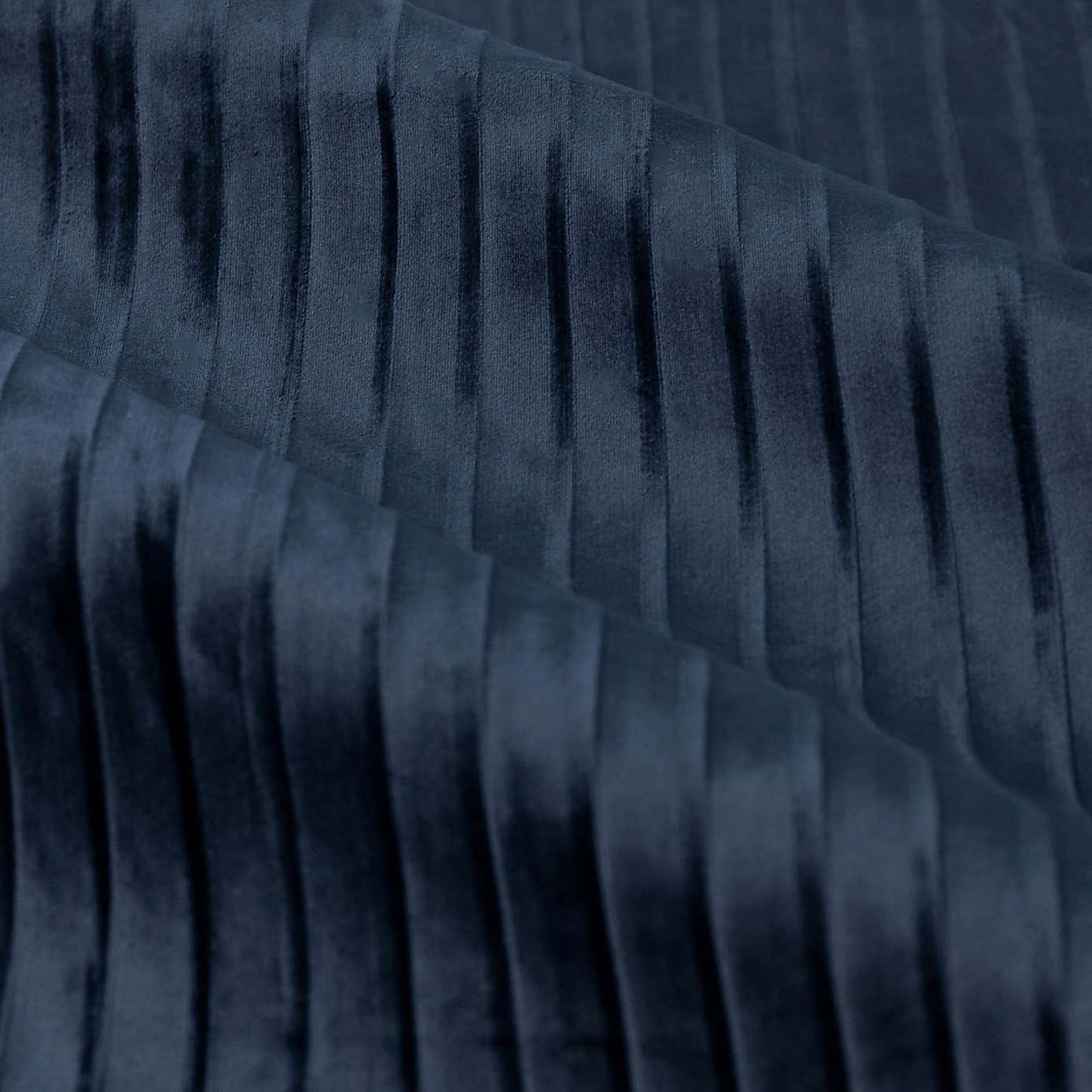 Paoletti Corinthian Eyelet Curtains