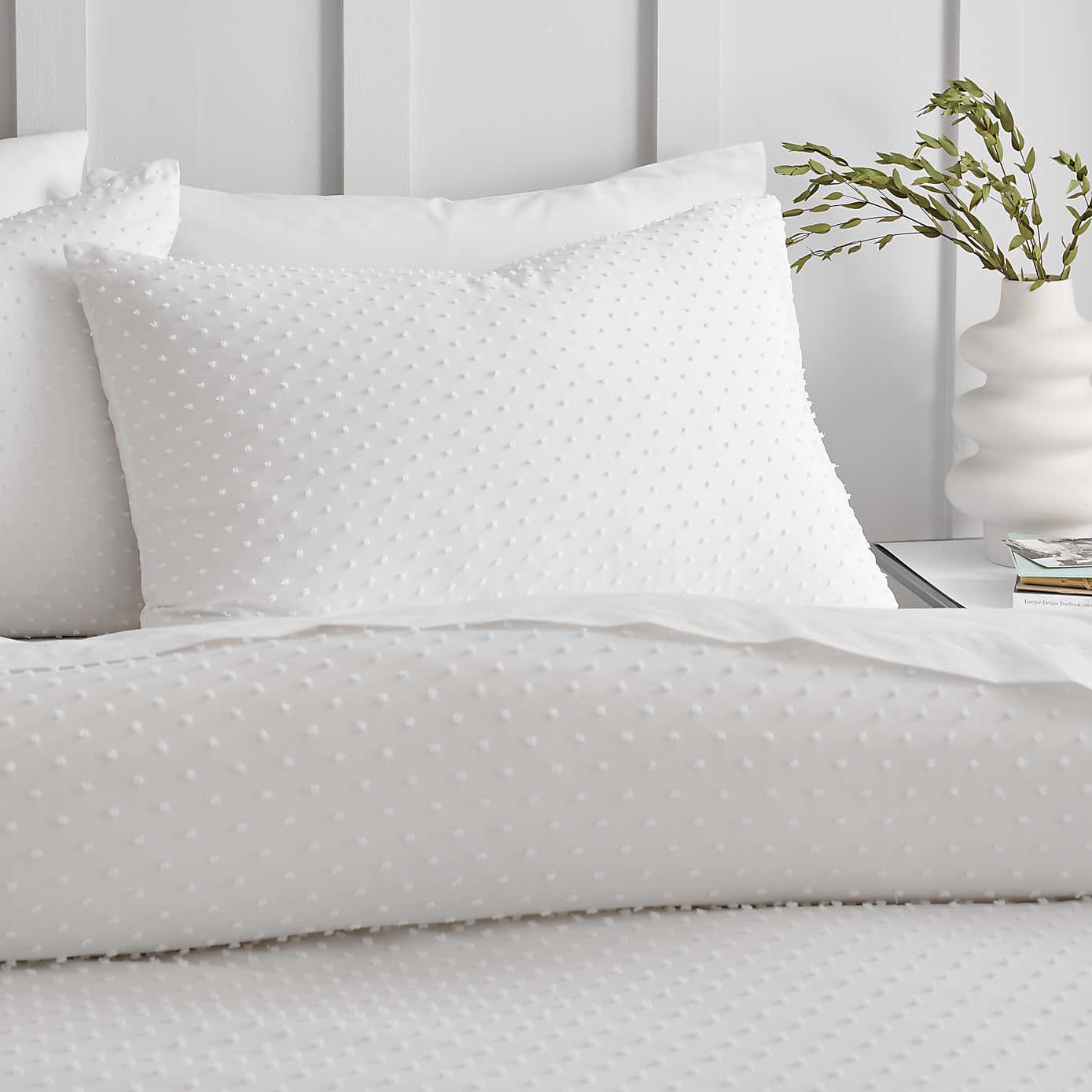 Valley Clipped Jacquard Duvet Cover & Pillowcase Set