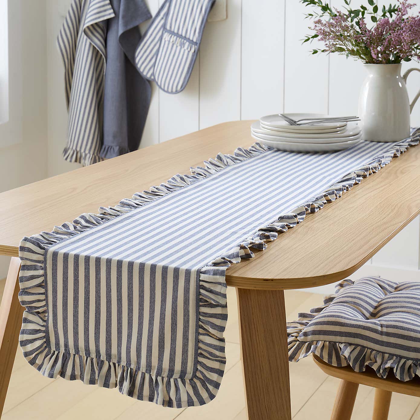 Linford Frill Runner 35x178