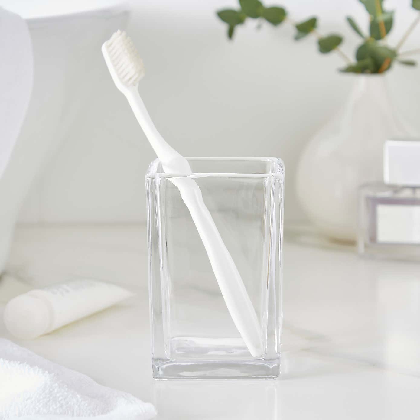 Glam Glass Bathroom Accessories Set