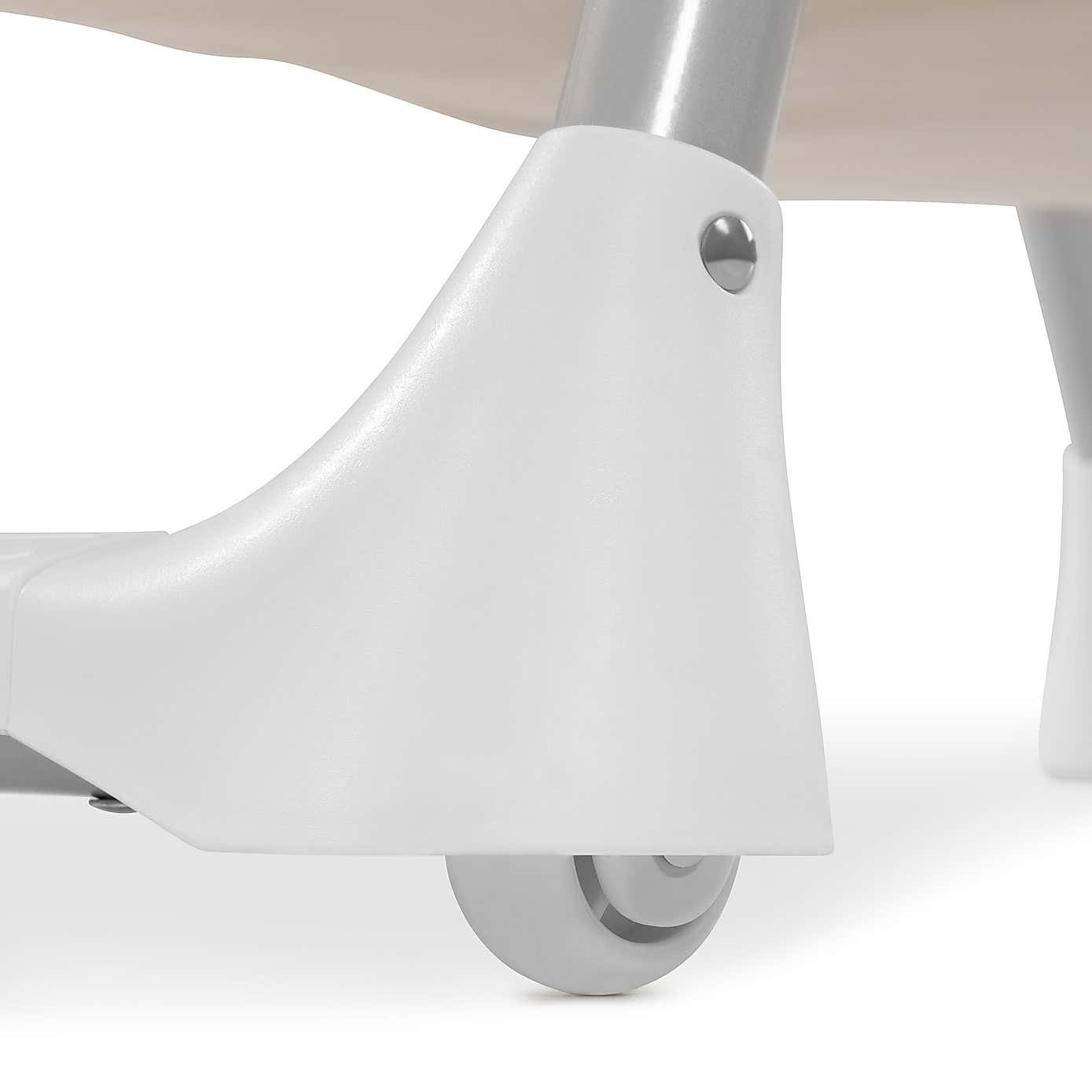 Disney Sit 'n Relax Winnie the Pooh High Chair