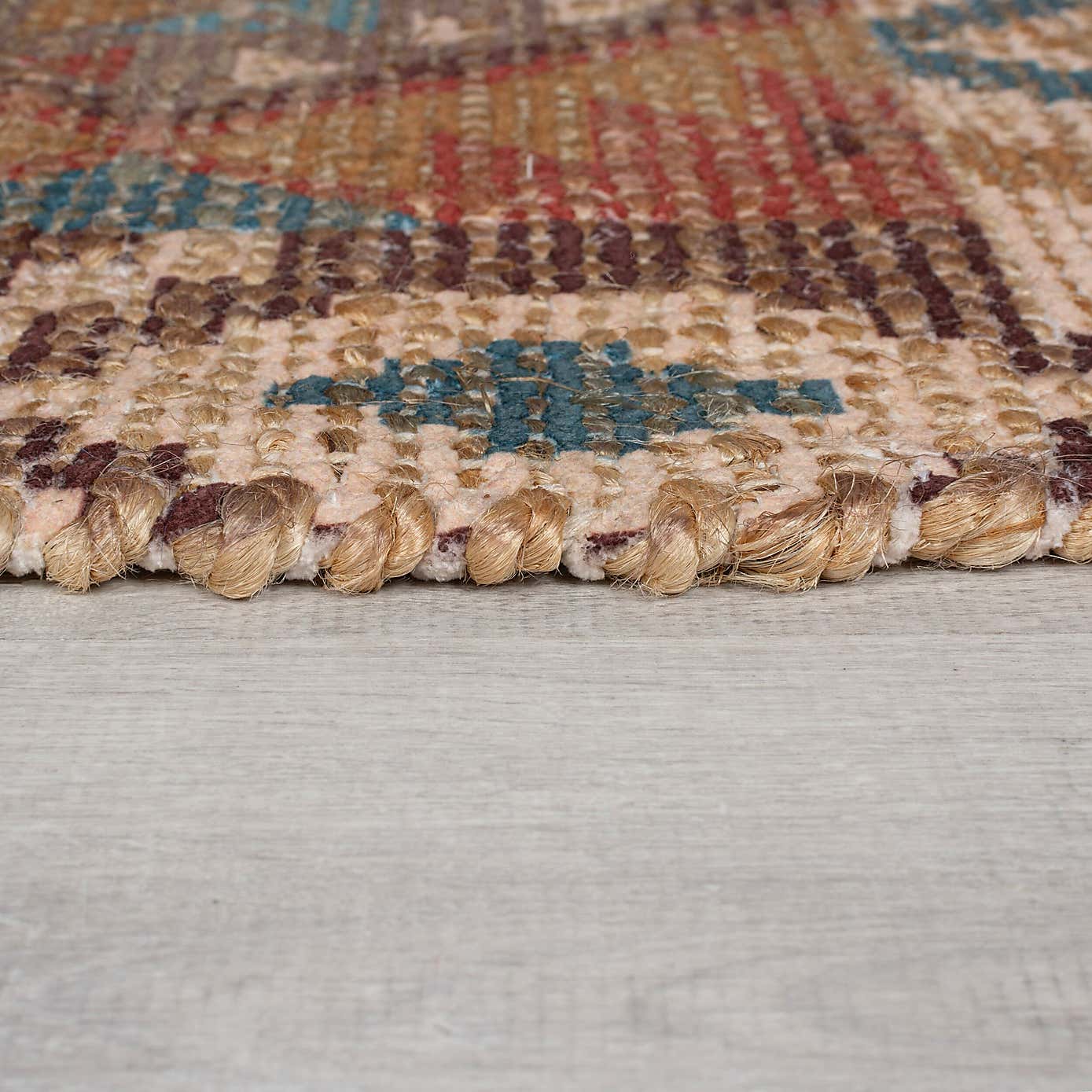Evander Jute Rug