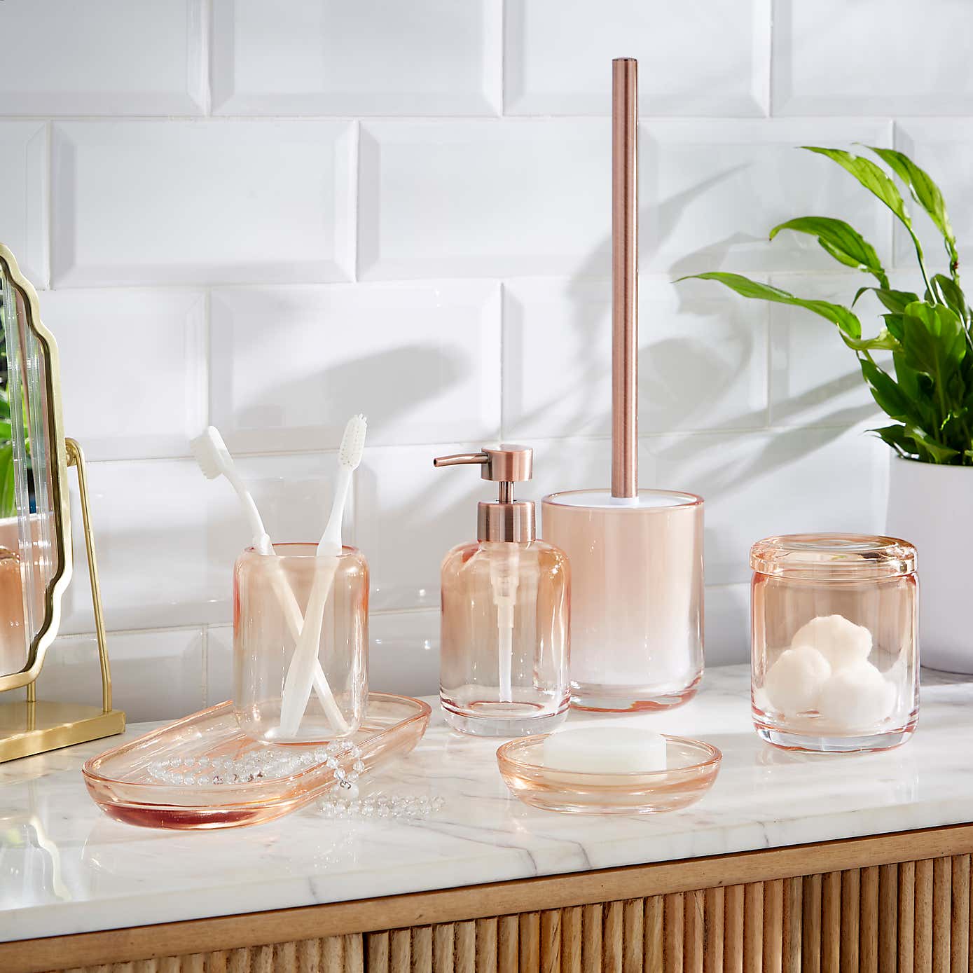 Ombre Apricot Glass Toothbrush Holder