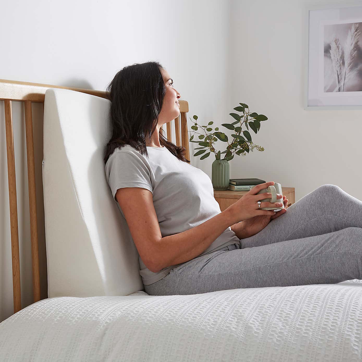 Wedge Memory Foam Medium-Support Back Pillow Large