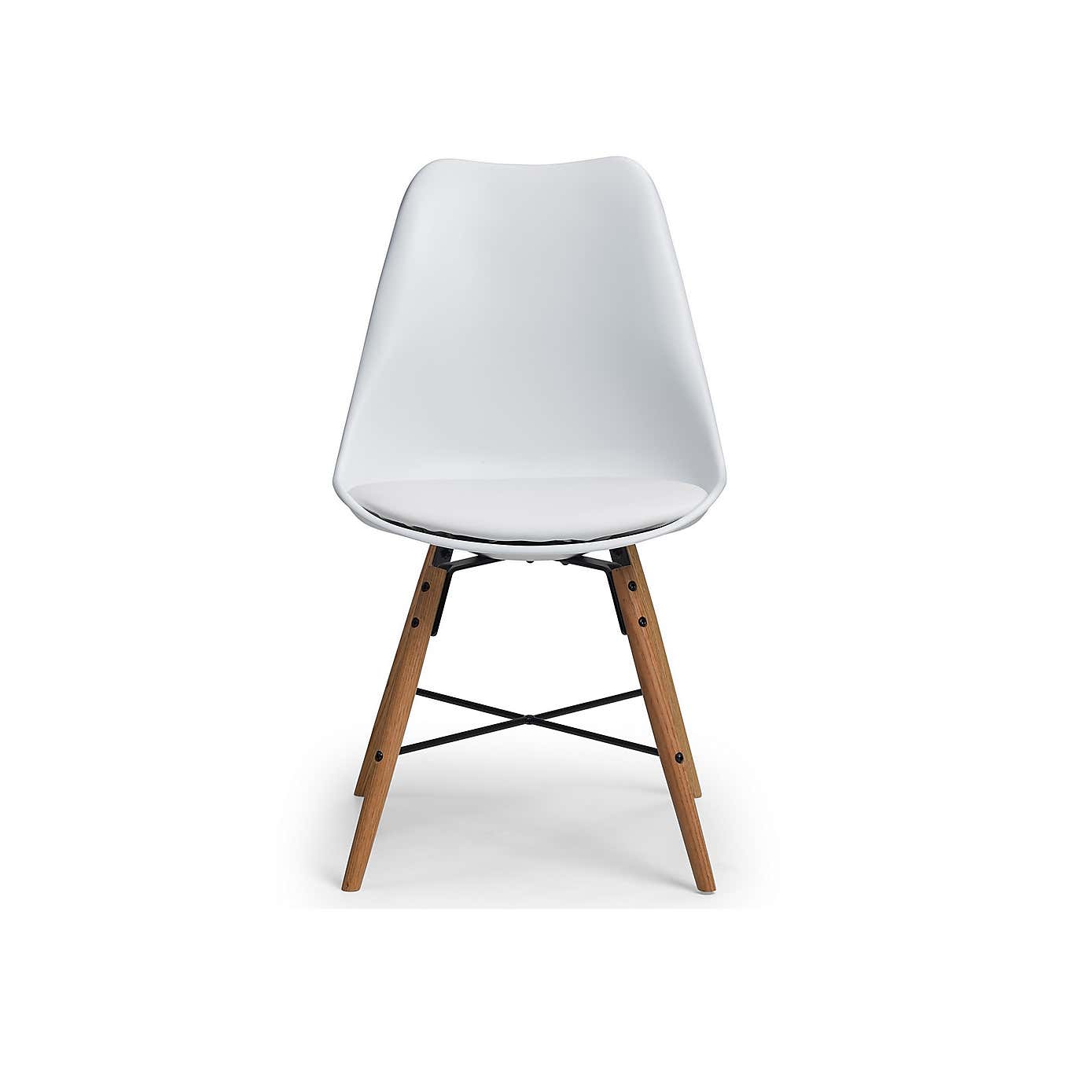 Blanco Round White Pedestal Dining Table with 4 Kari Dining Chairs