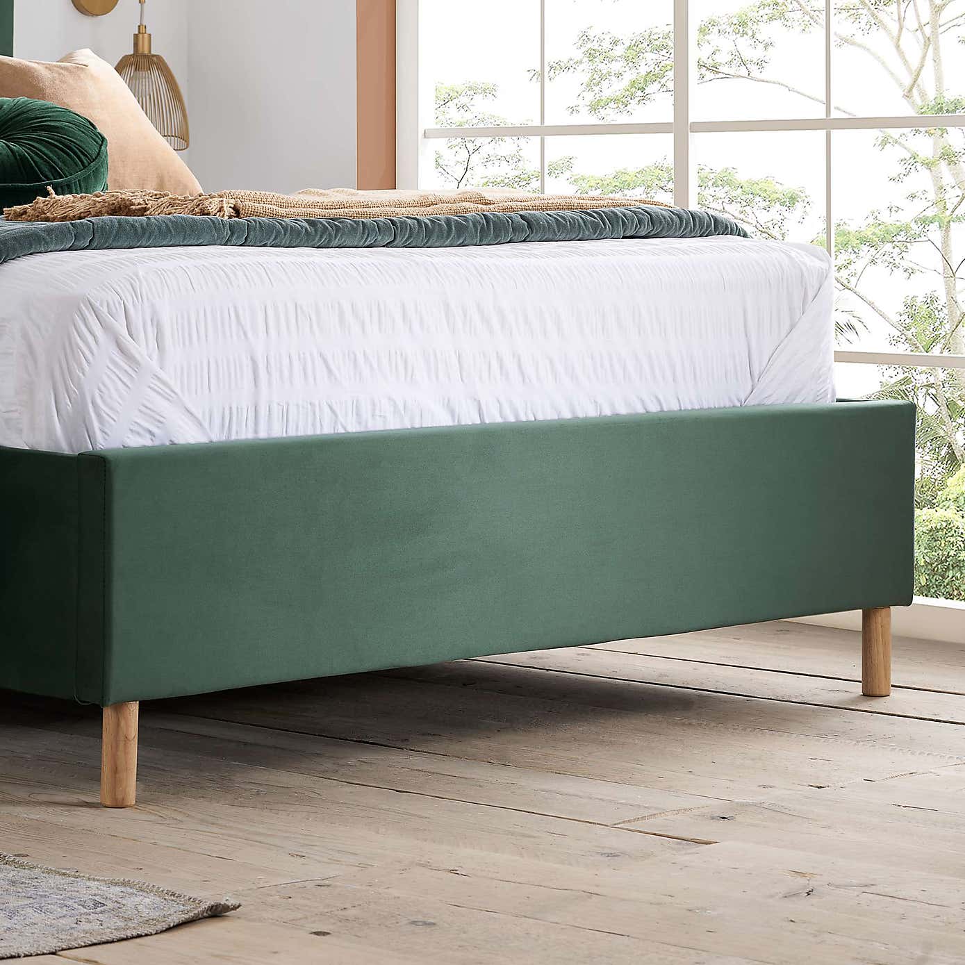 Loxley Velvet Bed
