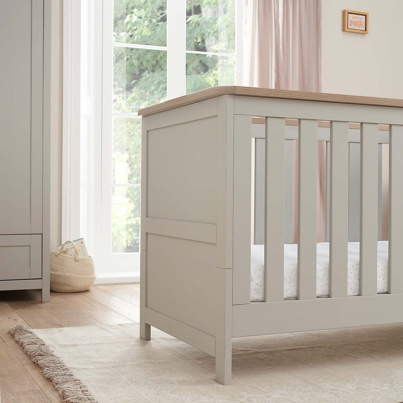 Tutti Bambini Verona Cot Bed