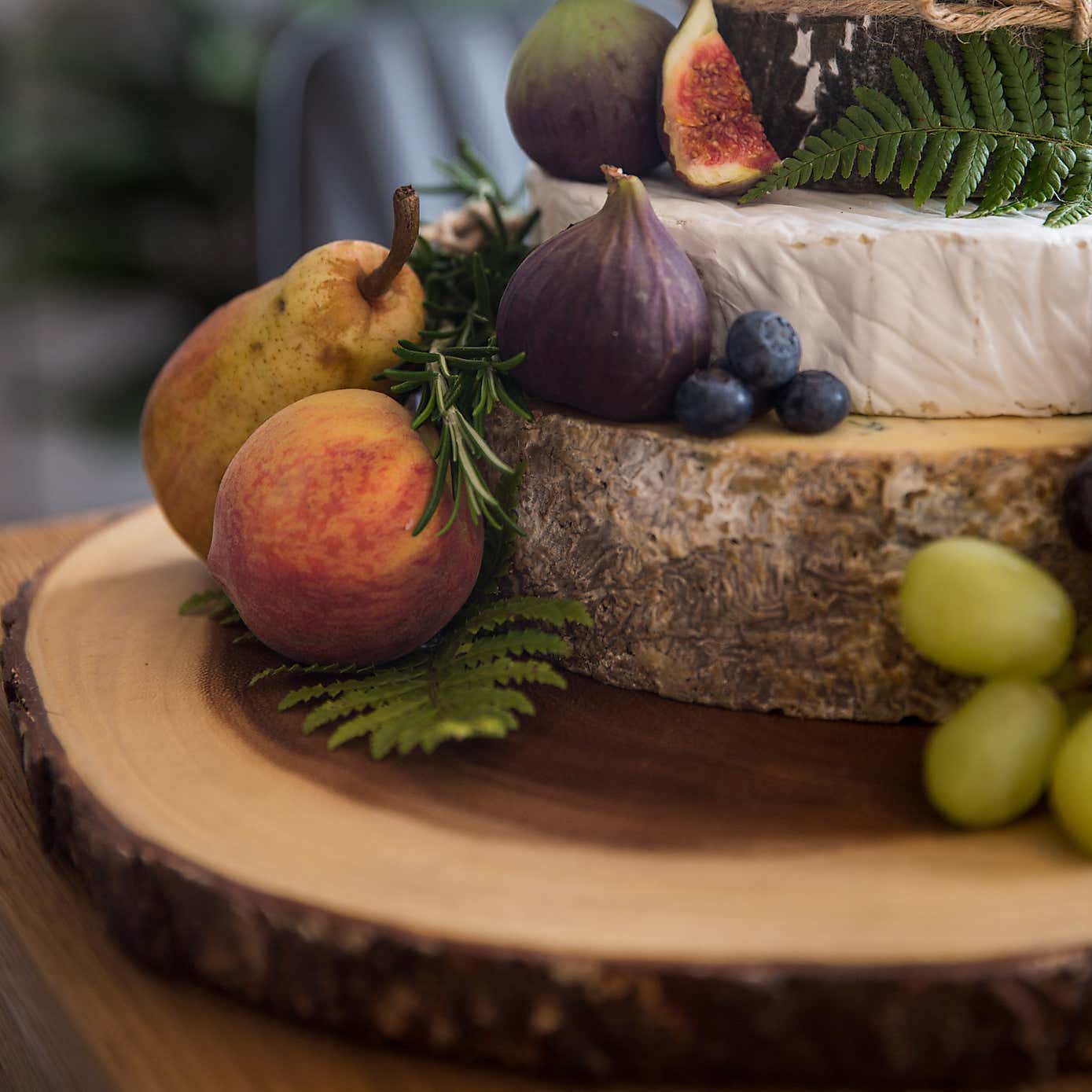 Artesà Rustic Serving Board