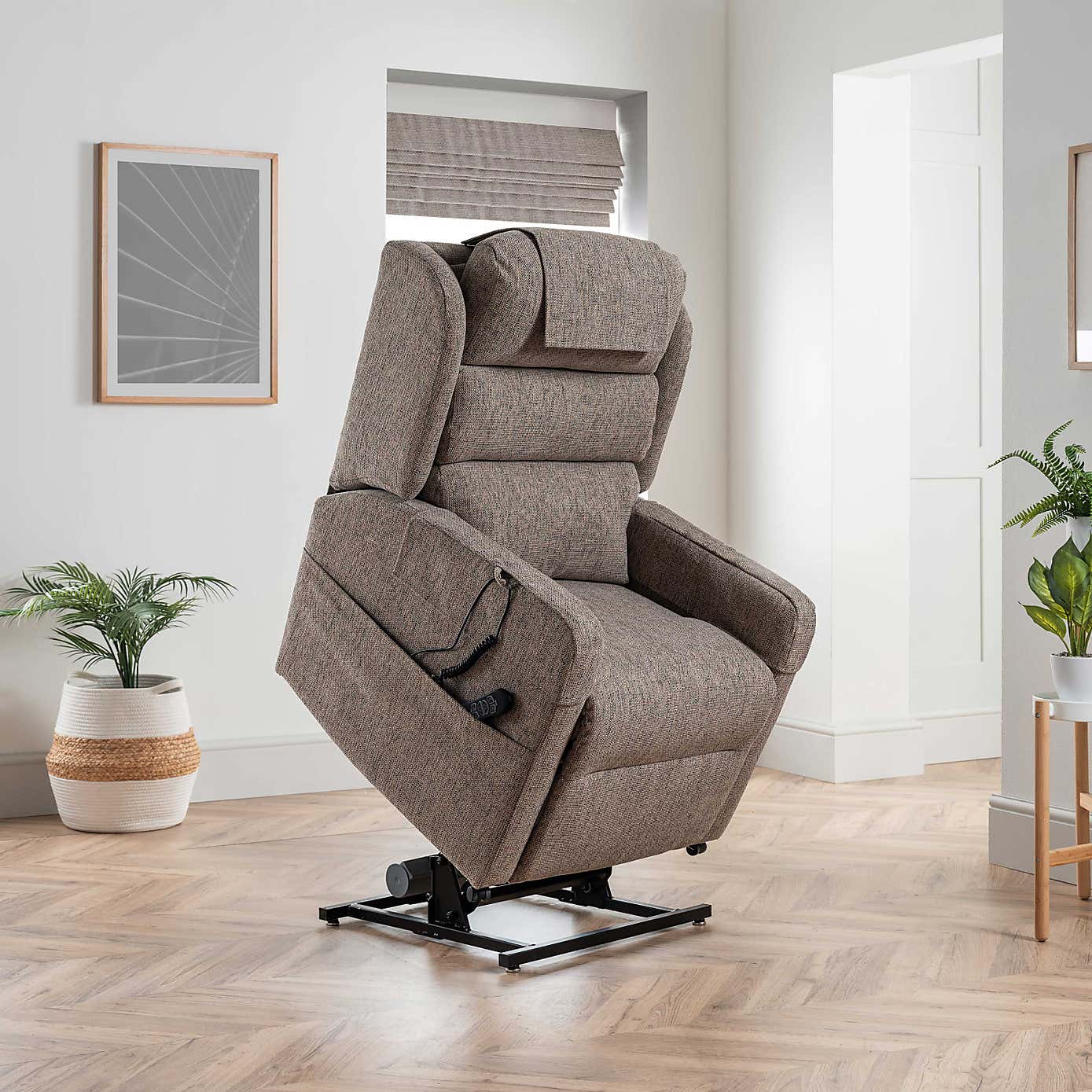 Camberley Dual Motor Deluxe Rise and Recline Chair