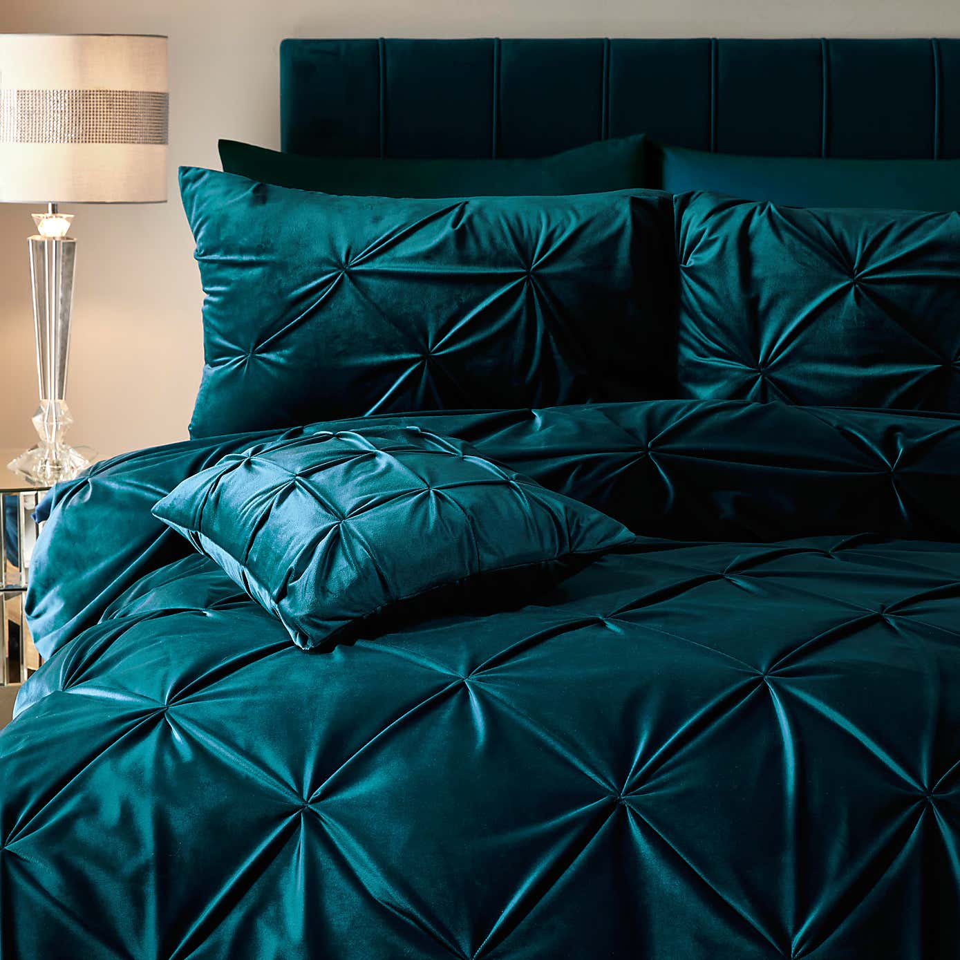 Soiree Mira Teal Duvet Cover and Pillowcase Set