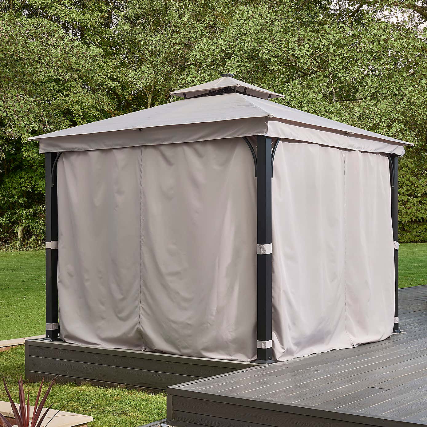 Luxury 3m x 3m Gazebo with LED Light