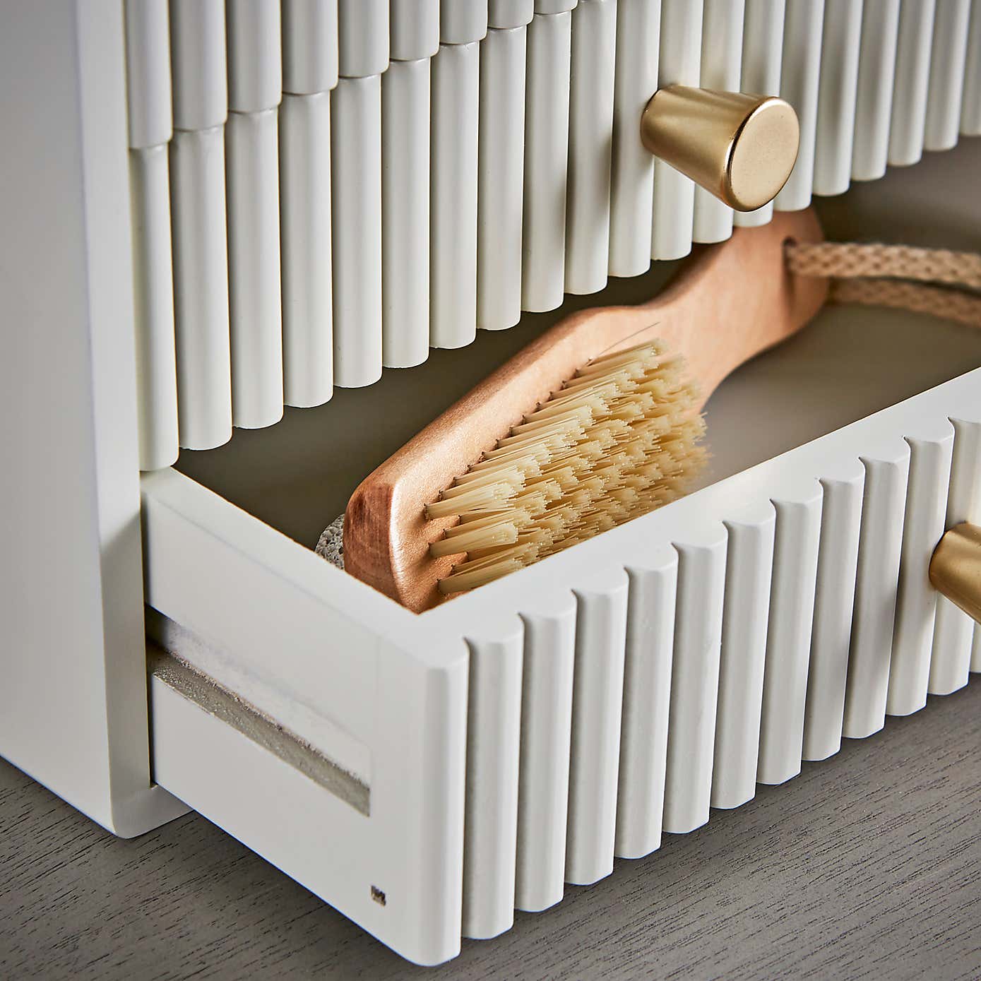 Modern Luxe Ribbed Desktop Storage