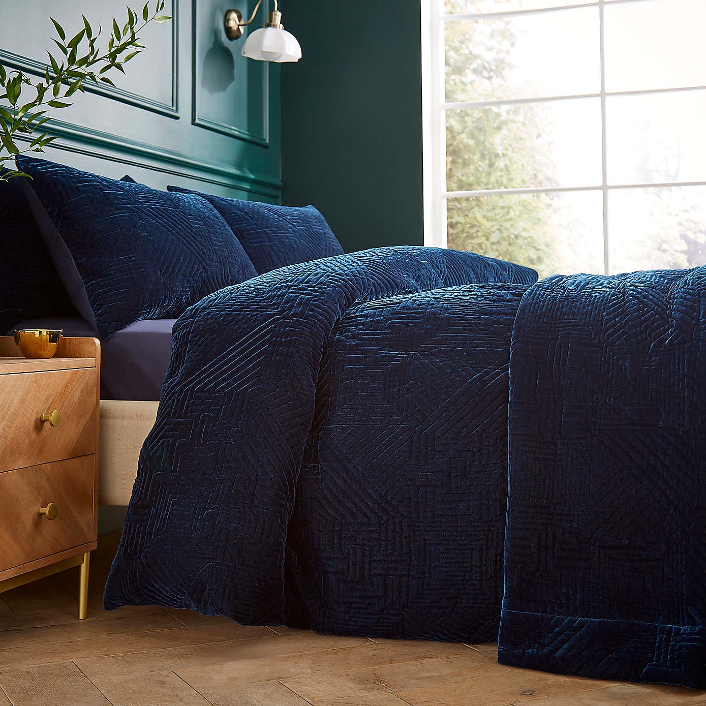 Haisley Geometric Duvet Cover and Pillowcase Set