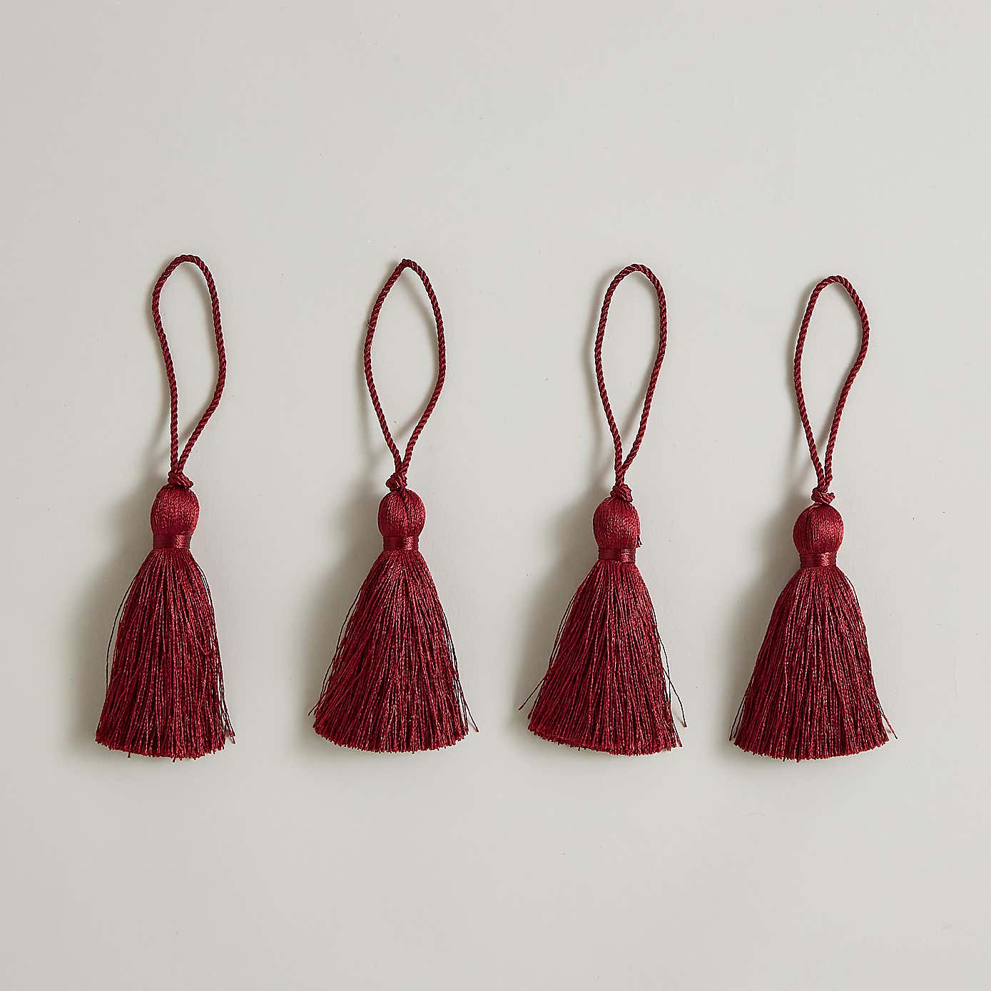 Vivaldi Pack of 4 Tassels