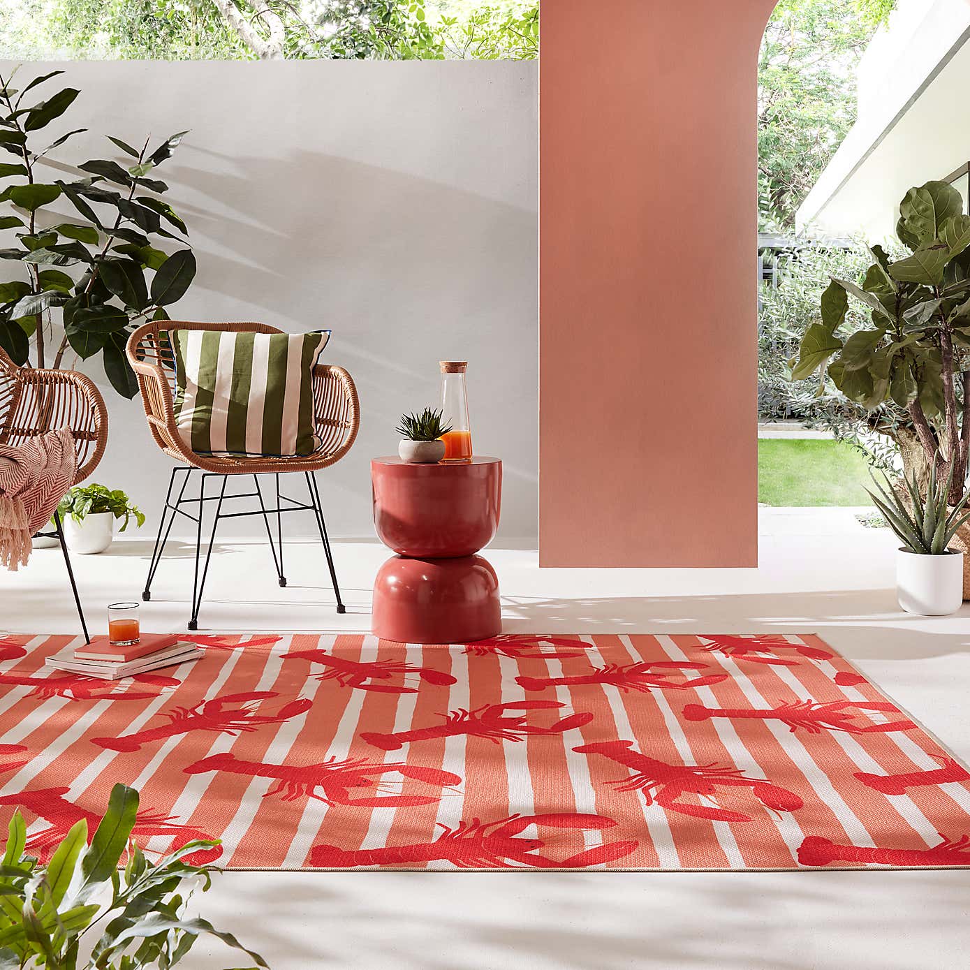 Riveria Lobster Recycled Indoor Outdoor Rug