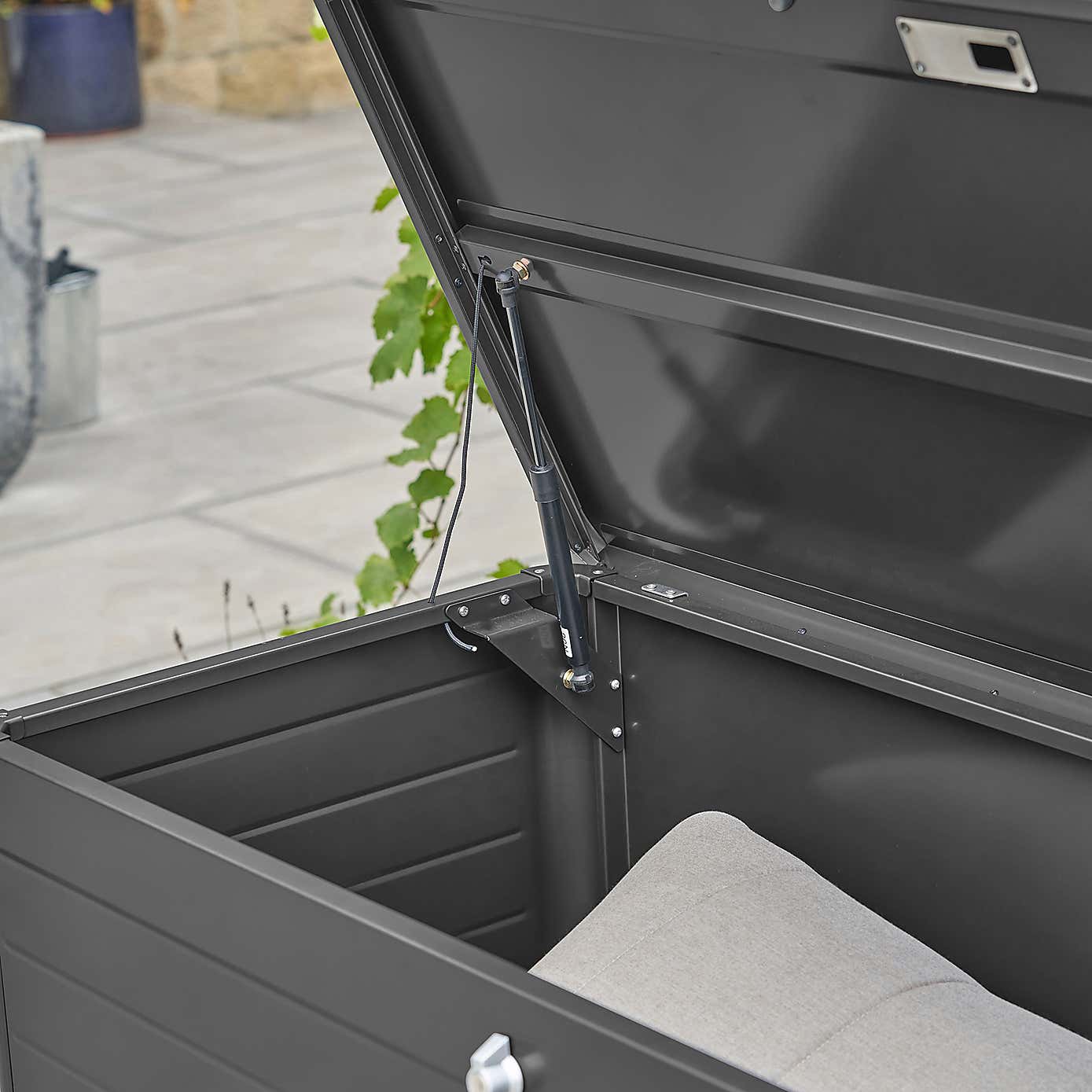 Pacific Lifestyle Rhode Island Small Galvanised Steel Cushion Box