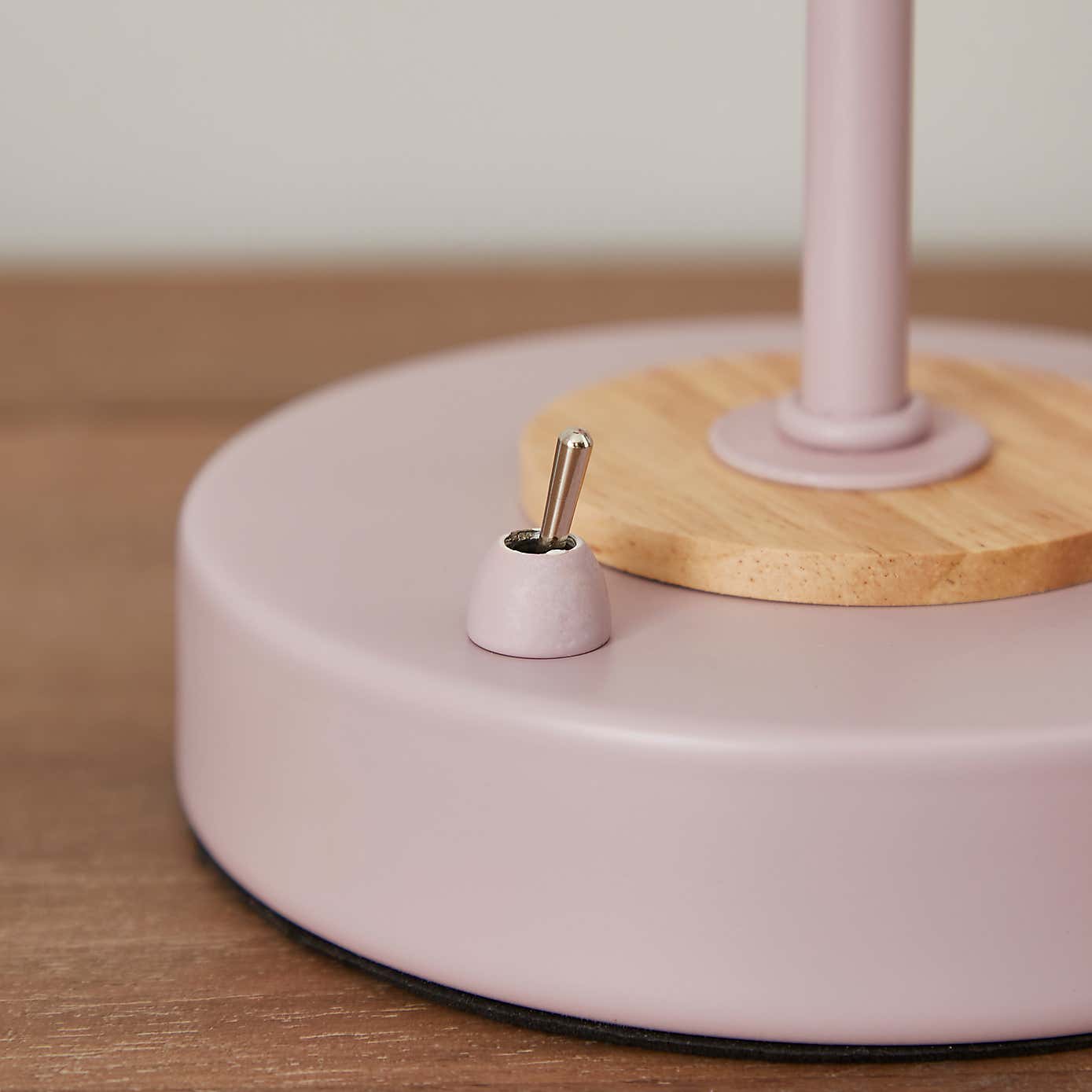 Remi Rechargeable Table Lamp