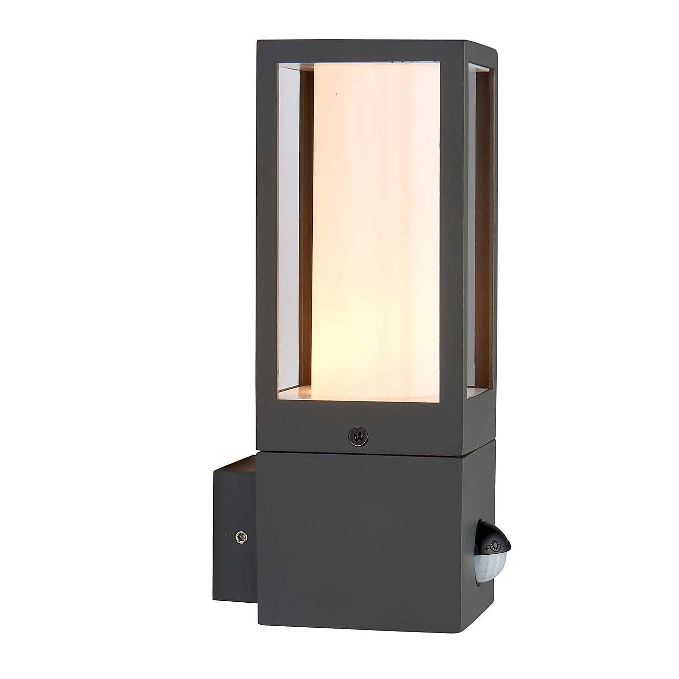 Vogue Lighting Preston Outdoor PIR Wall Light