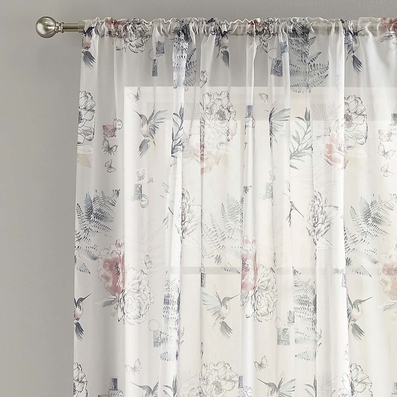 Heavenly Hummingbird Slot Top Single Voile Panel