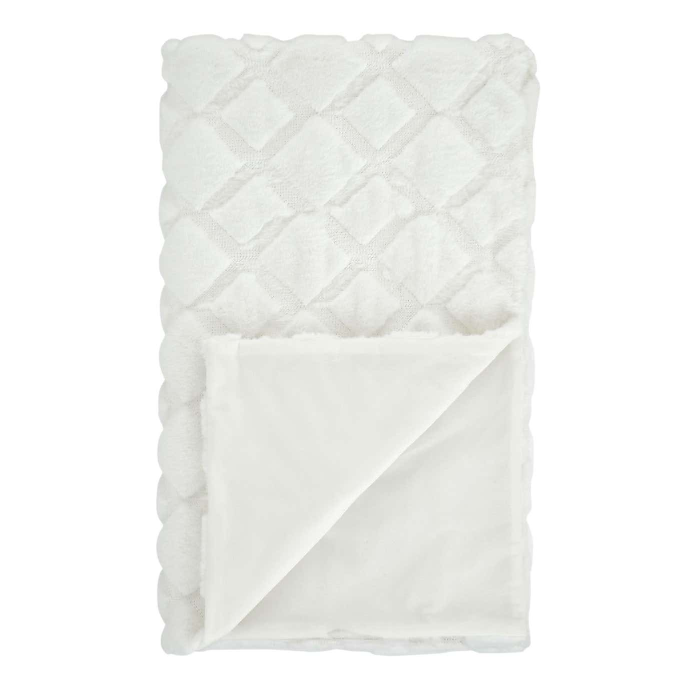 Catherine Lansfield Cosy Diamond 130cm x 170cm Throw