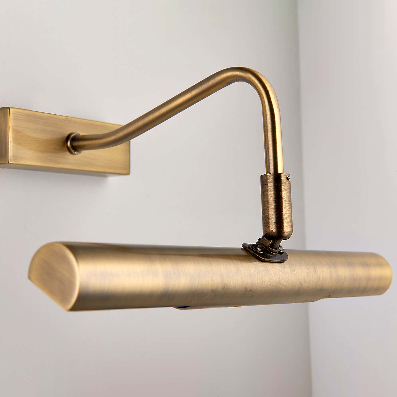 Vogue Lyra Picture 2 Light Adjustable Wall Light