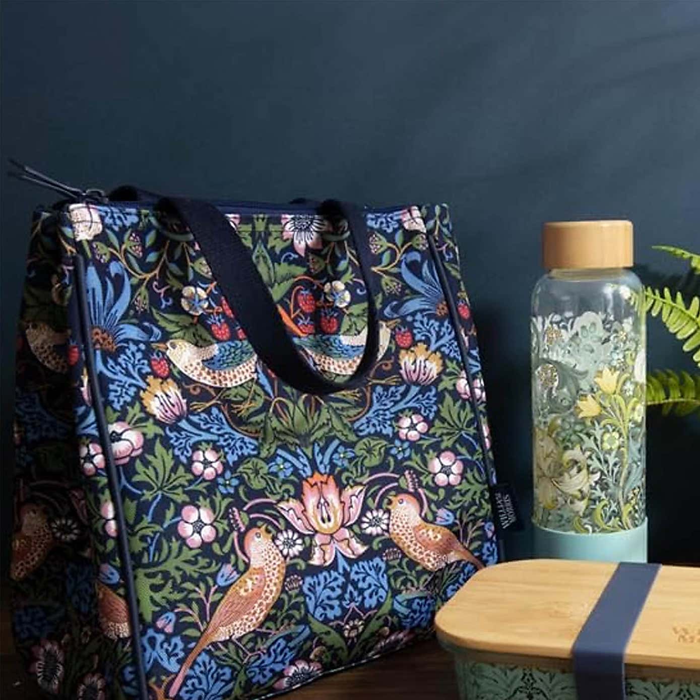 William Morris Strawberry Thief Lunch Bag