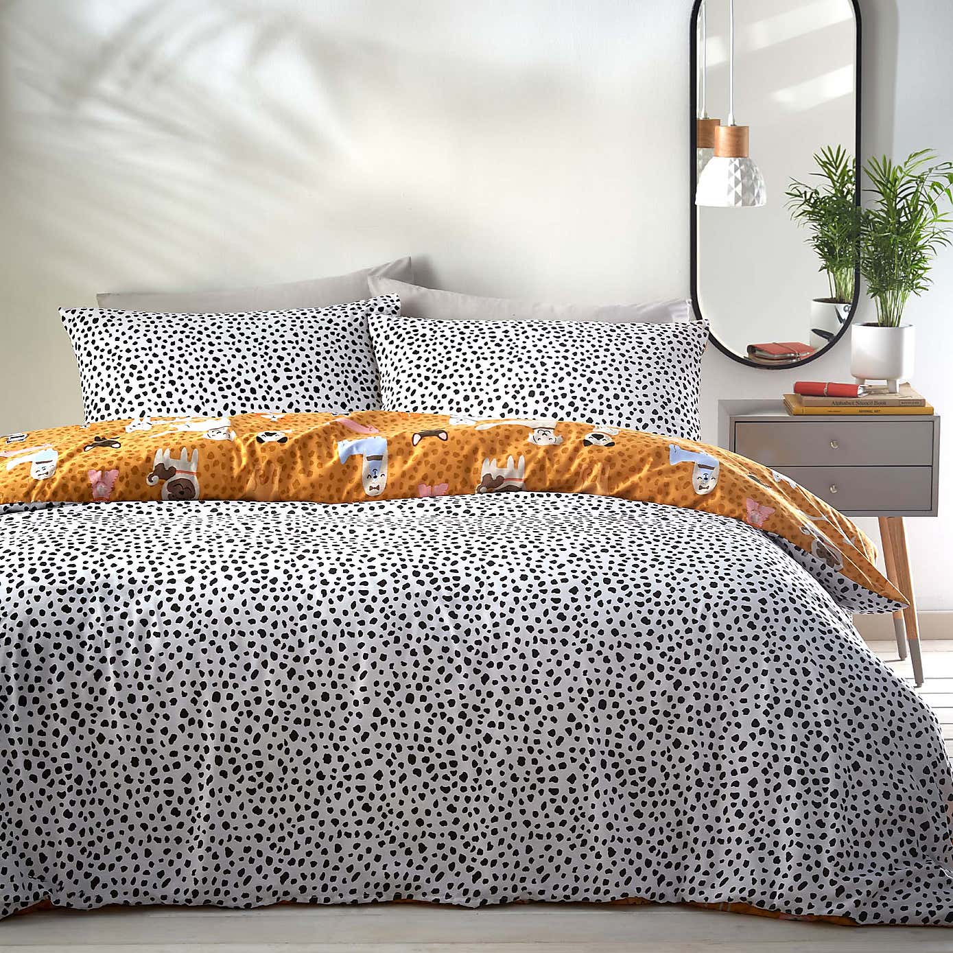 Furn. Woofers Duvet Cover & Pillowcase Set