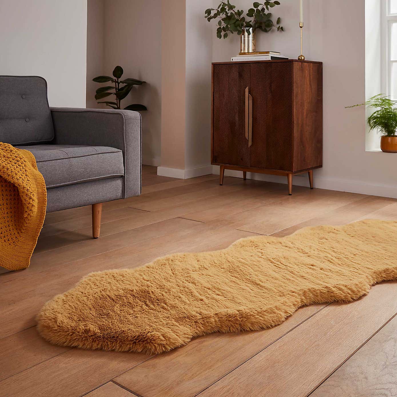 Super Teddy Sheepskin Rug